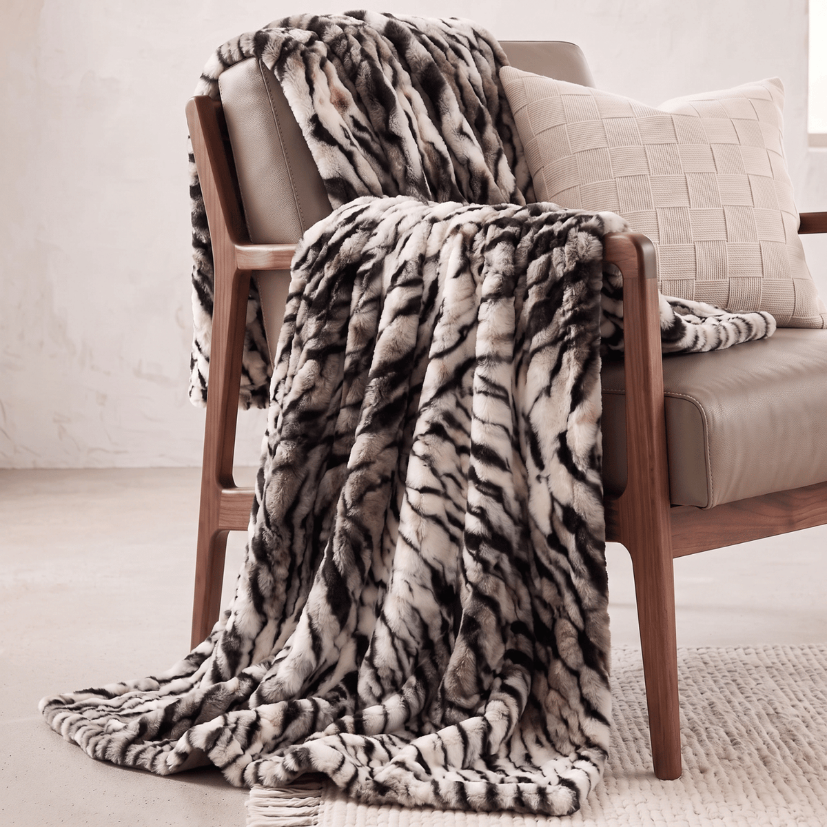 DRIFT Cozy Blanket (Buy 1 Get 1 Free)